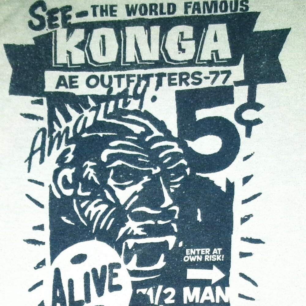 see the world famous konga ae outfitters 77 new S unisex tee - king kong thrills